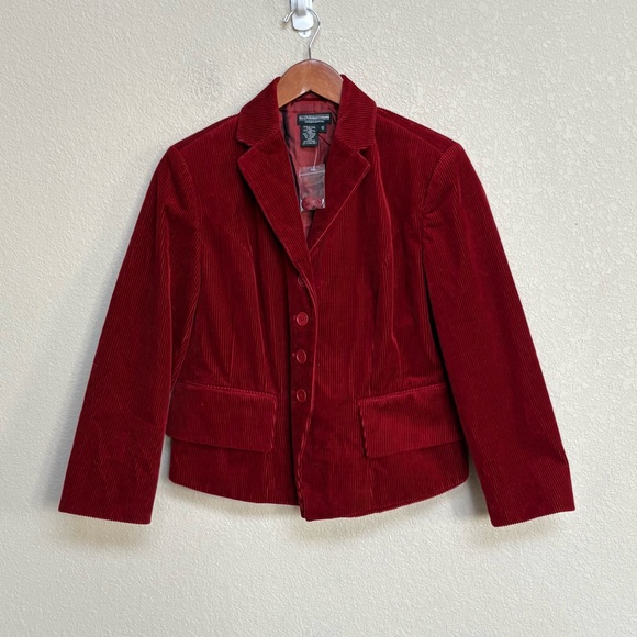 J. Peterman Jackets & Blazers - NWOT J. Peterman Red Corduroy Button Front Blazer Women’s Size 12 Holiday